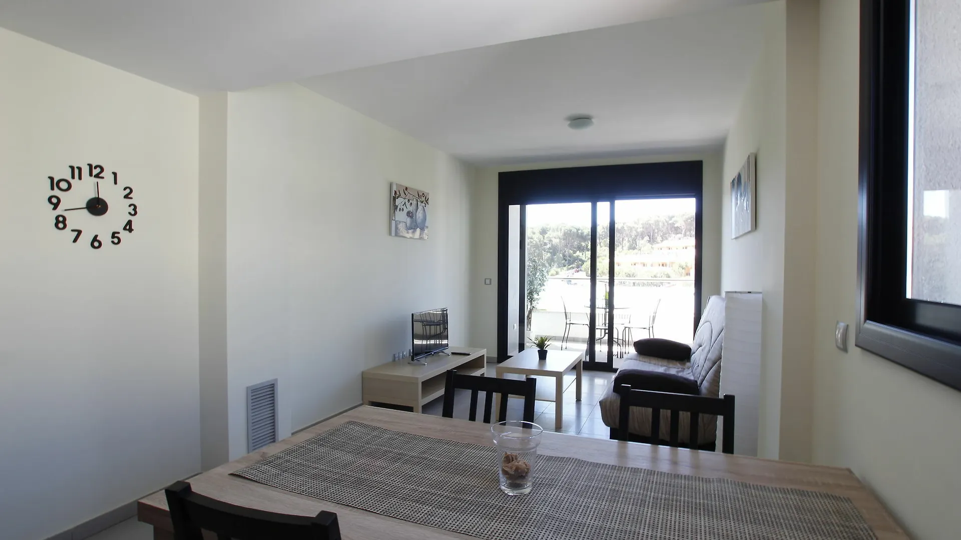Belice Apartments 료렛 드 마르